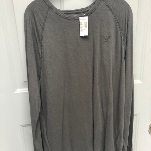 American Eagle Outfitters Other - American Eagle AE long sleeve American Eagle Outfitters Other - American Eagle AE long sleeve